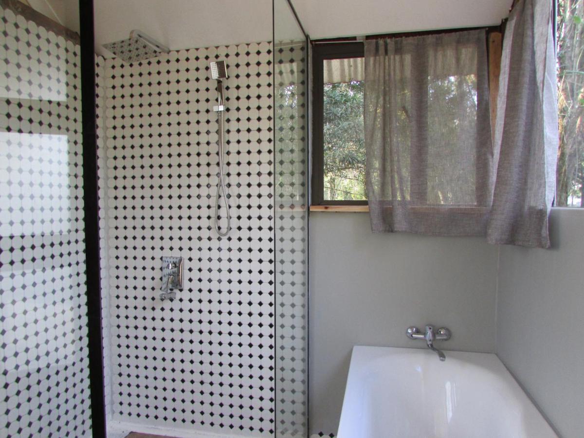 Old Pine Cabin Karkloof Yarrow Exterior photo